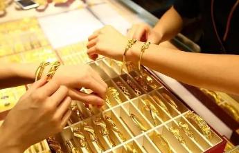 10公斤黃金多少錢_錢報(bào)黃金配角新聞_廣東黃金1錢等于多少克