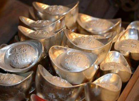 黃金克和錢(qián)_一百克黃金值多少錢(qián)_黃金克化錢(qián)