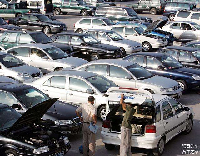 二手車如何買交強(qiáng)險(xiǎn)_買二手車交強(qiáng)險(xiǎn)_買了個(gè)二手車強(qiáng)險(xiǎn)怎么辦