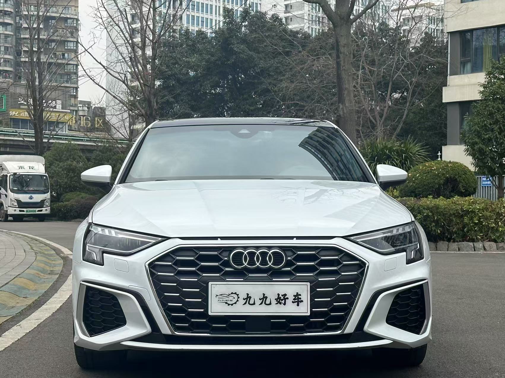 二手奧迪A3兩廂報價_18年的奧迪a3二手車多少錢_奧迪A3 2022款 Sportback 35 TFSI 時尚運動型