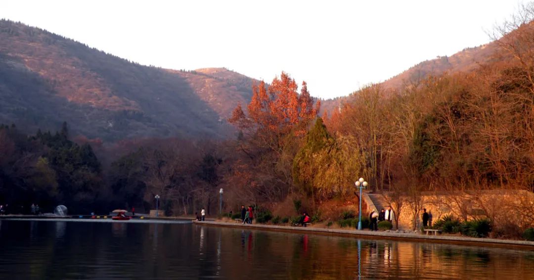 岳西游玩攻略_安徽秋天賞秋攻略_安徽秋色景點推薦